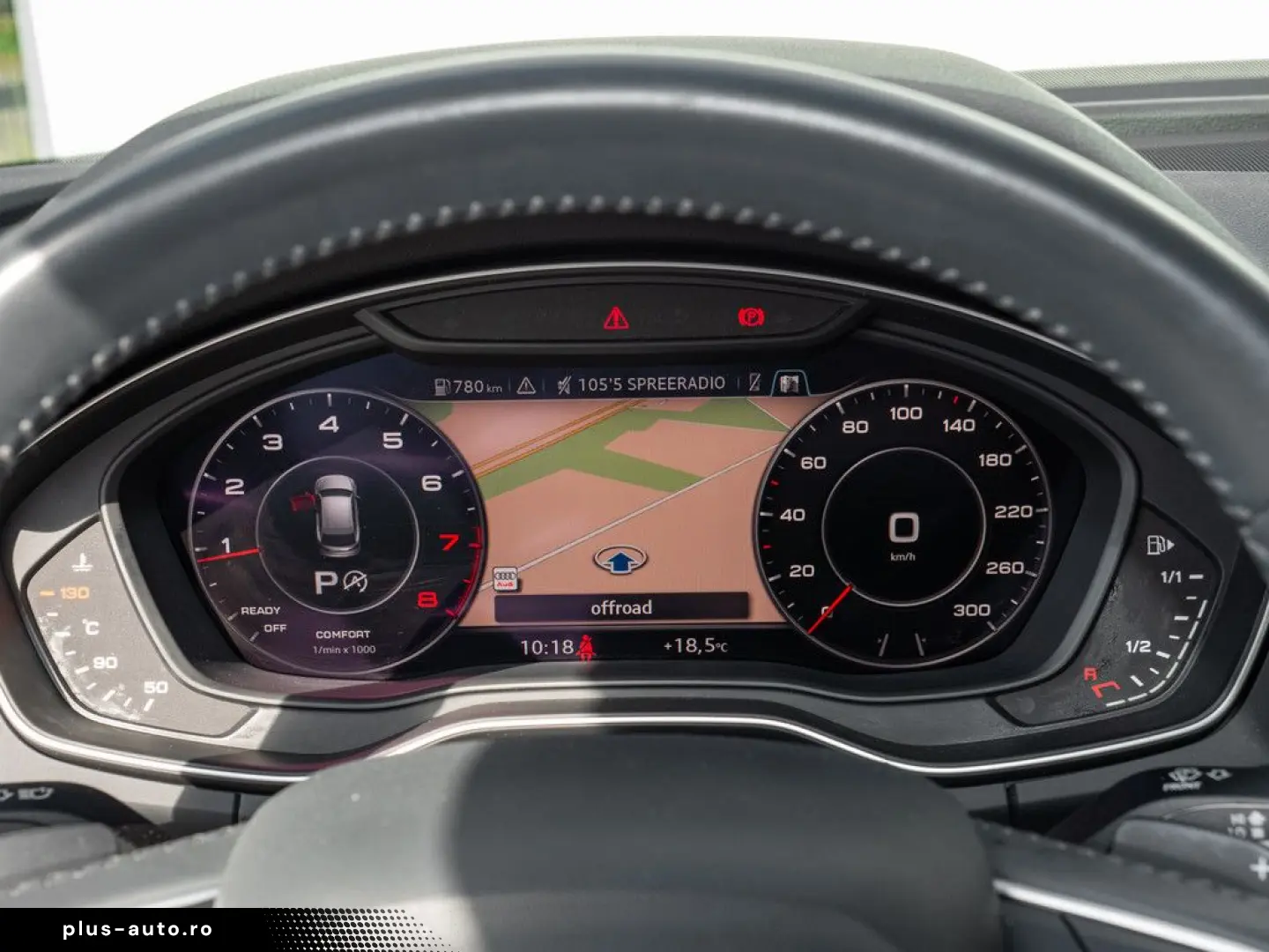 Q5 design 45 TFSI quattro MATRIX LUTF STAND NAVI