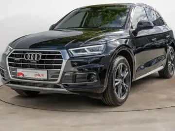 Q5 design 45 TFSI quattro MATRIX LUTF STAND NAVI