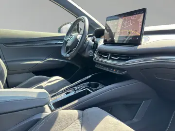 Enyaq 80X Sportline Matrix HuD Kamera Memory