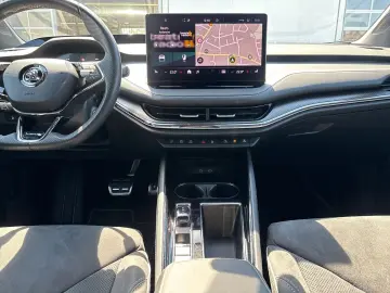 Enyaq 80X Sportline Matrix HuD Kamera Memory