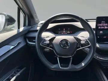 Enyaq 80X Sportline Matrix HuD Kamera Memory