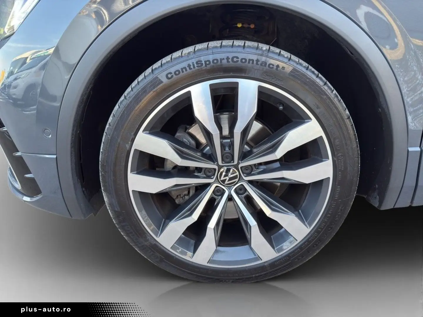 Tiguan 2.0 TDI DSG 4Motion R-Line DCC STHZG IQ-L