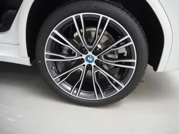 X3 xDrive 30e (M-Sport Navi LED AHK 360 WLAN)