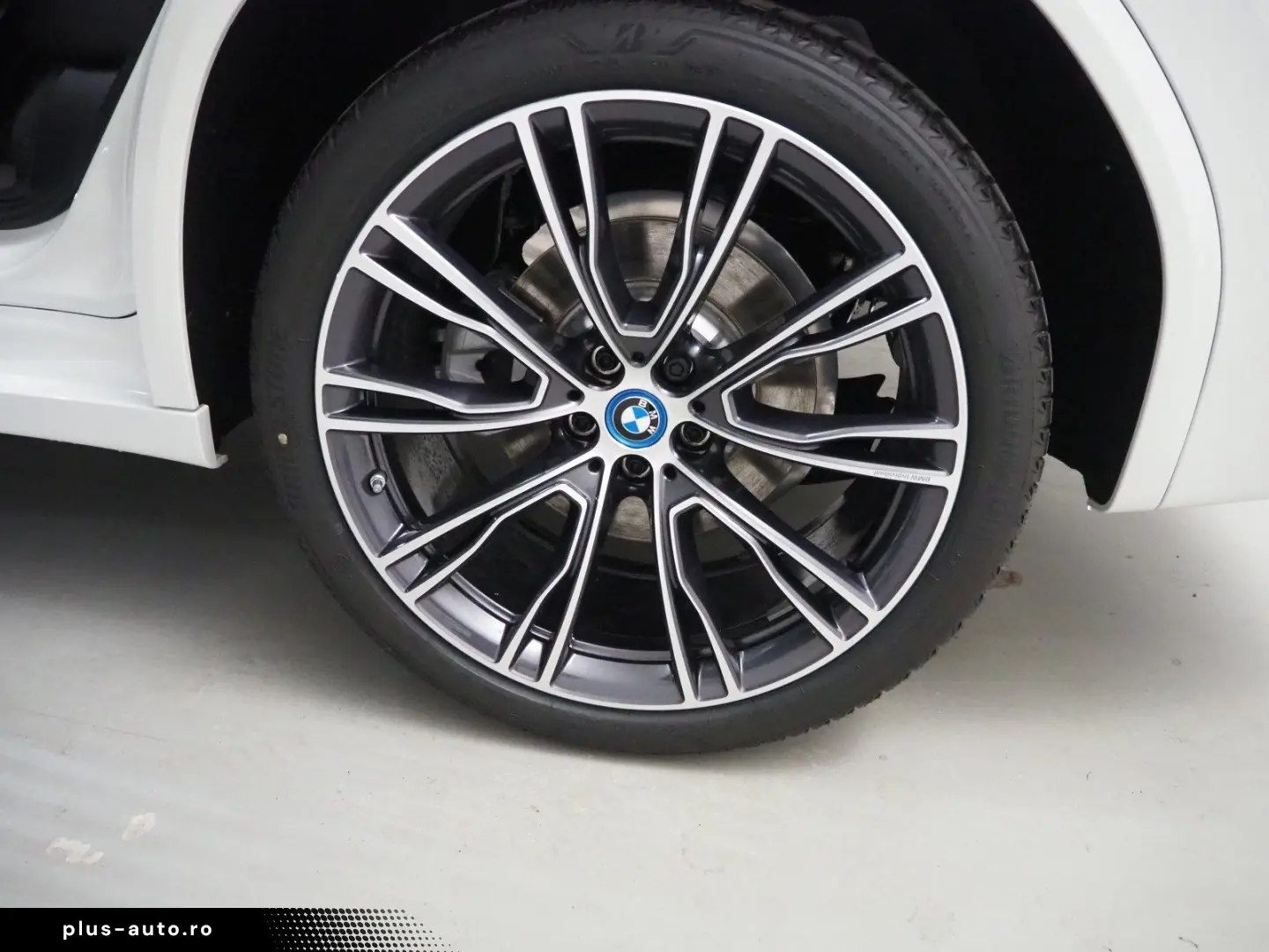 X3 xDrive 30e (M-Sport Navi LED AHK 360 WLAN)