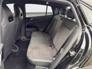 ID.5 GTX 4M NAVI WP PANO AHK 360 AR-HUD Assist