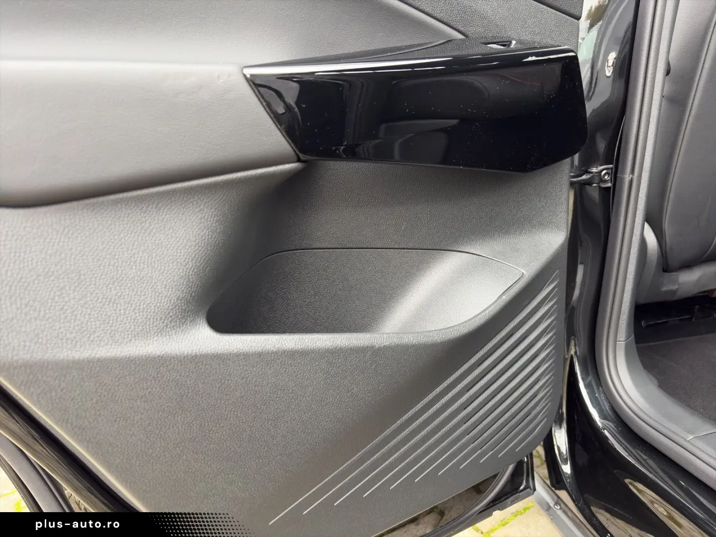 ID.5 GTX 4M NAVI WP PANO AHK 360 AR-HUD Assist