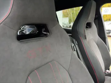 ID.5 GTX 4M NAVI WP PANO AHK 360 AR-HUD Assist