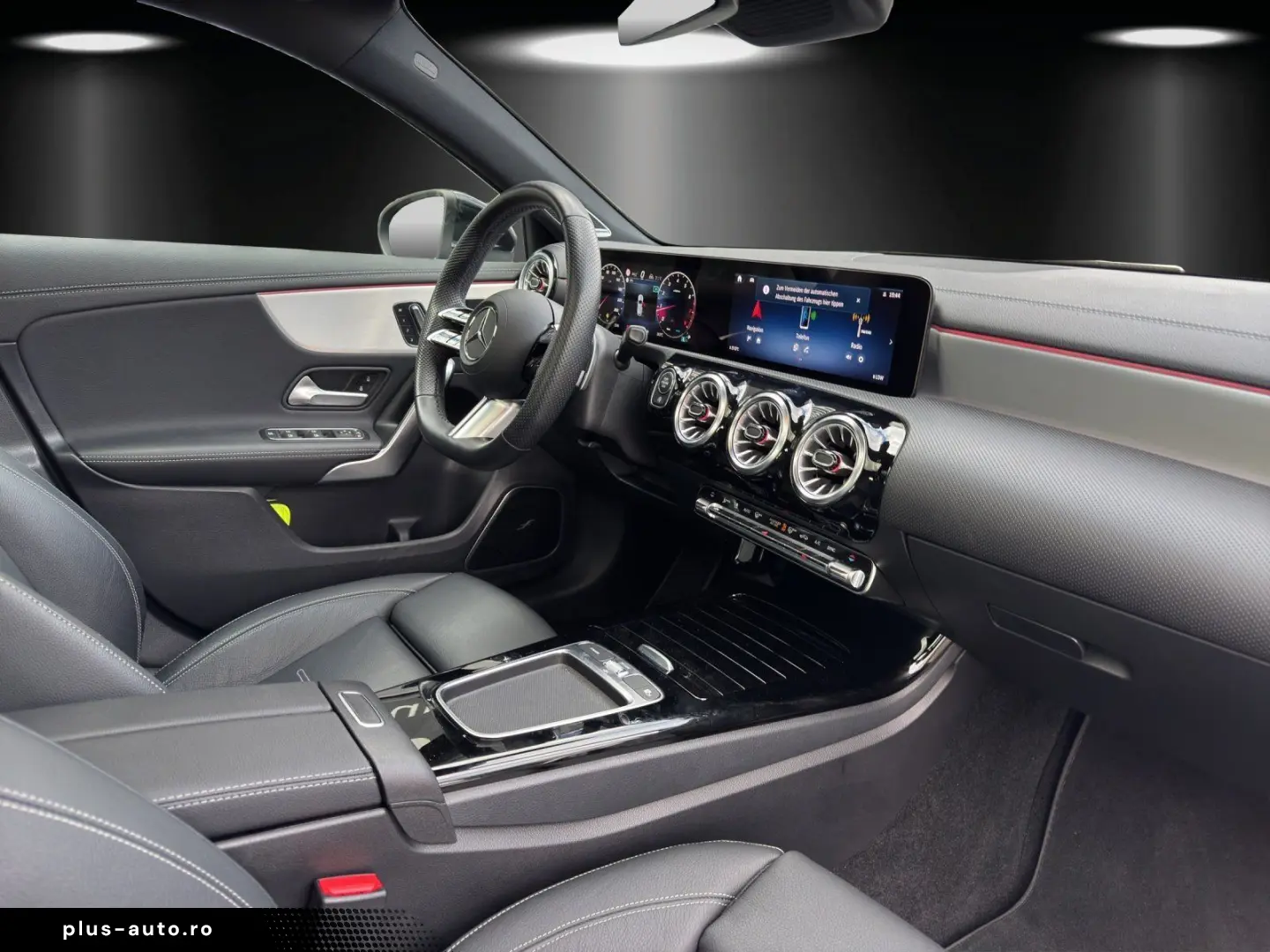 A250 4M AMG Prem  DISTR Burme MLED Leder DWA 19