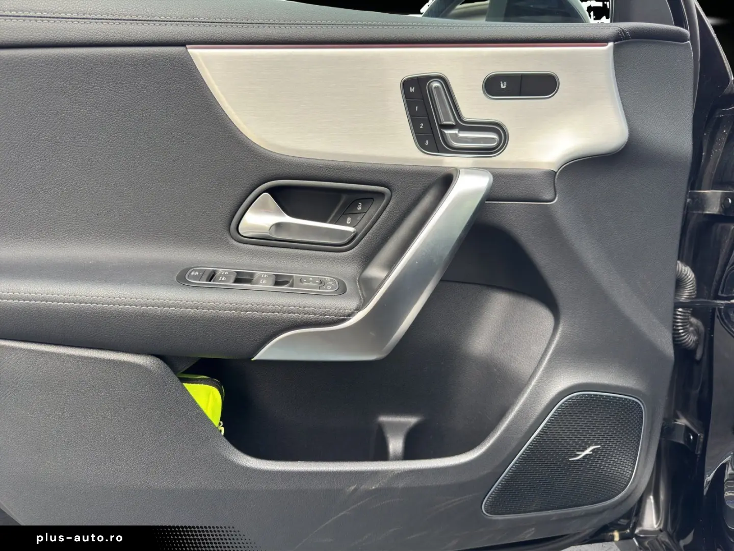 A250 4M AMG Prem  DISTR Burme MLED Leder DWA 19