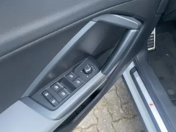 Q3 Sportback 45 TFSI Q 2x S LINE LM20 NAVI  VIRT