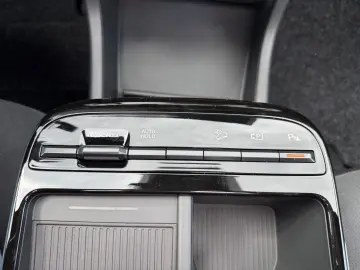 TUCSON Hybrid 1 6 T-GDi 4WD N Line  Pano  Assist