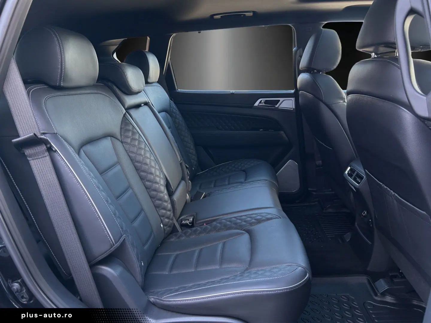 Rexton Sapphire 2.2 D 8AT 4WD 360 CAM GSD 7-Si.