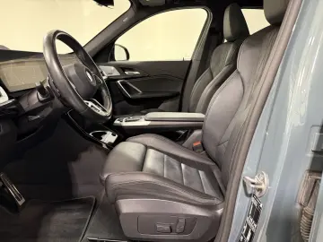 X1 xDrive23i M Sportpaket ACC 360  HUD HK Pano