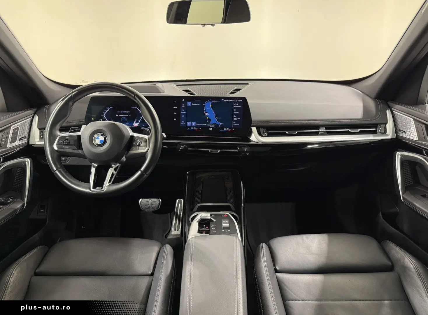 X1 xDrive23i M Sportpaket ACC 360  HUD HK Pano