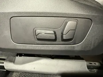 X1 xDrive23i M Sportpaket ACC 360  HUD HK Pano