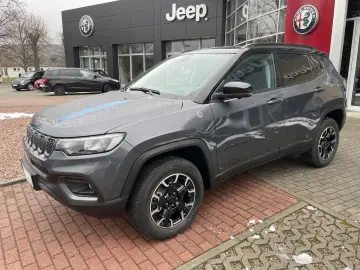 Compass 4xe Trailhawk