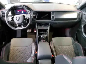 Kodiaq RS 4x4 MATRIX ACC  VIRTUAL 360 KAM AHK