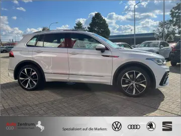 Tiguan 2.0 TDI 4M R-Line HarmanKard AHK VOLL !!