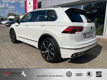 Tiguan 2.0 TDI 4M R-Line HarmanKard AHK VOLL !!