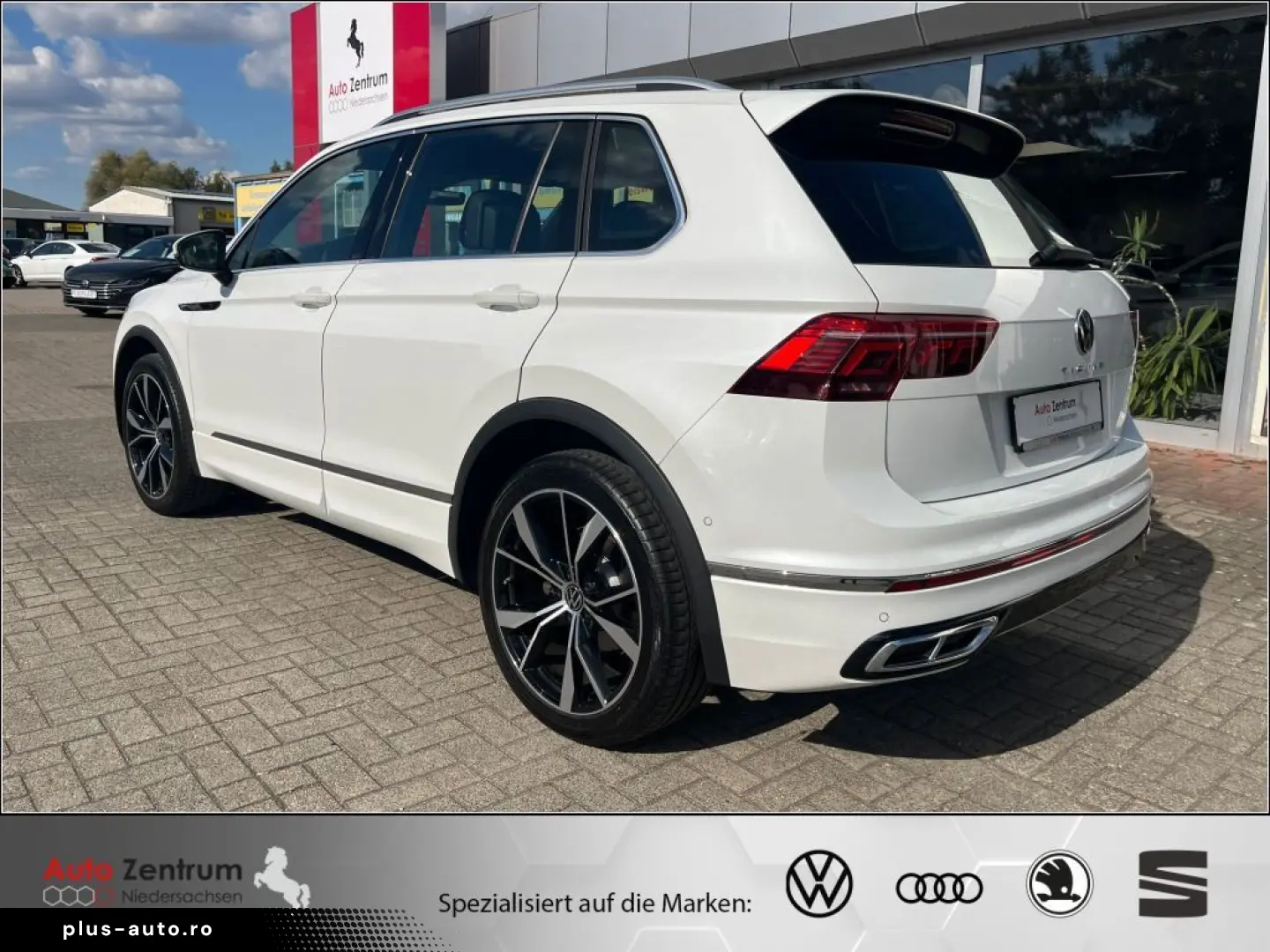 Tiguan 2.0 TDI 4M R-Line HarmanKard AHK VOLL !!