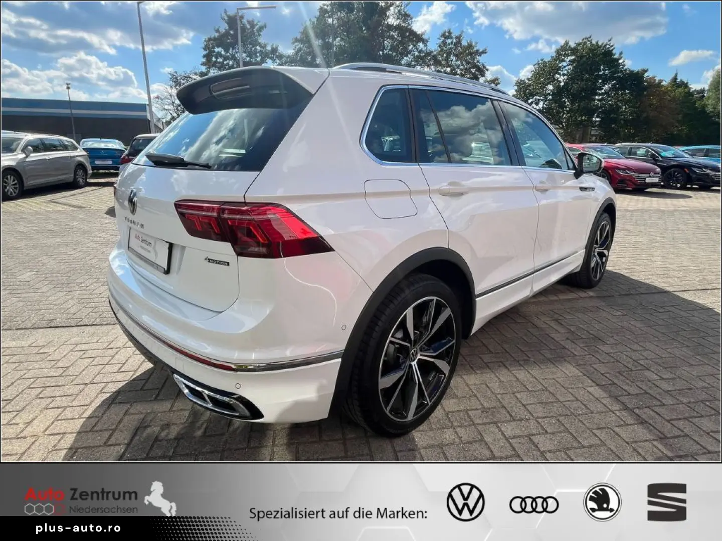 Tiguan 2.0 TDI 4M R-Line HarmanKard AHK VOLL !!