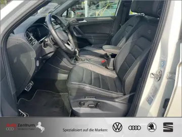 Tiguan 2.0 TDI 4M R-Line HarmanKard AHK VOLL !!