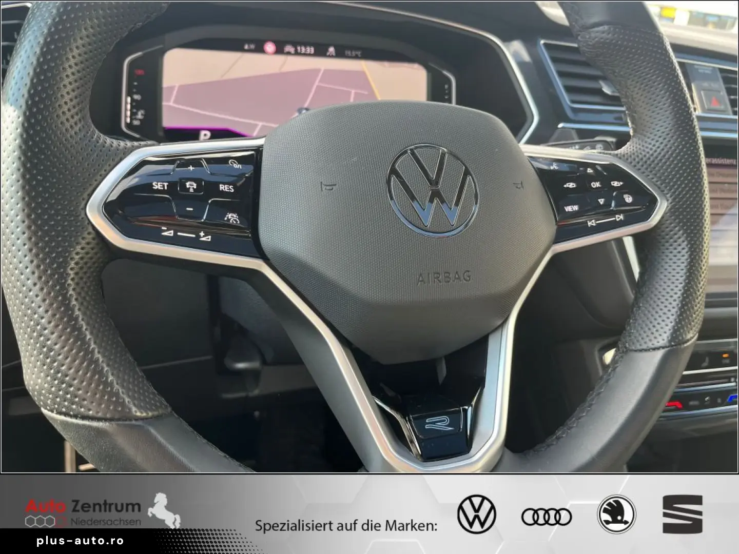 Tiguan 2.0 TDI 4M R-Line HarmanKard AHK VOLL !!