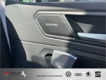 Tiguan 2.0 TDI 4M R-Line HarmanKard AHK VOLL !!