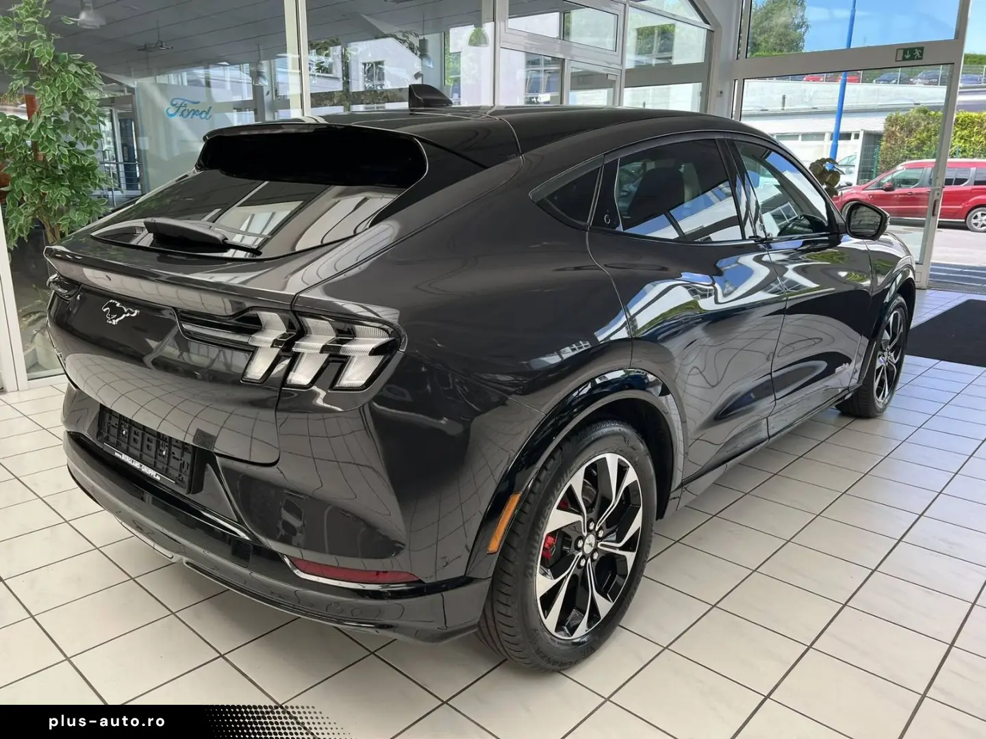 Mustang Mach-E Premium AWD Allrad