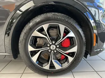 Mustang Mach-E Premium AWD Allrad