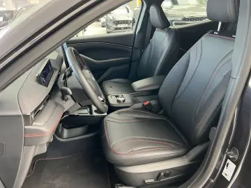 Mustang Mach-E Premium AWD Allrad