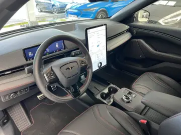 Mustang Mach-E Premium AWD Allrad