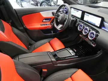 CLA 220 4M Coupé AMG PANO LEDER 360  MEM HUD KEY