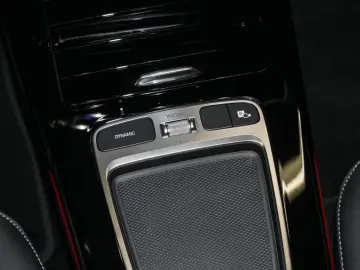 CLA 220 4M Coupé AMG PANO LEDER 360  MEM HUD KEY