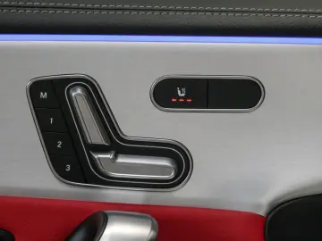 CLA 220 4M Coupé AMG PANO LEDER 360  MEM HUD KEY