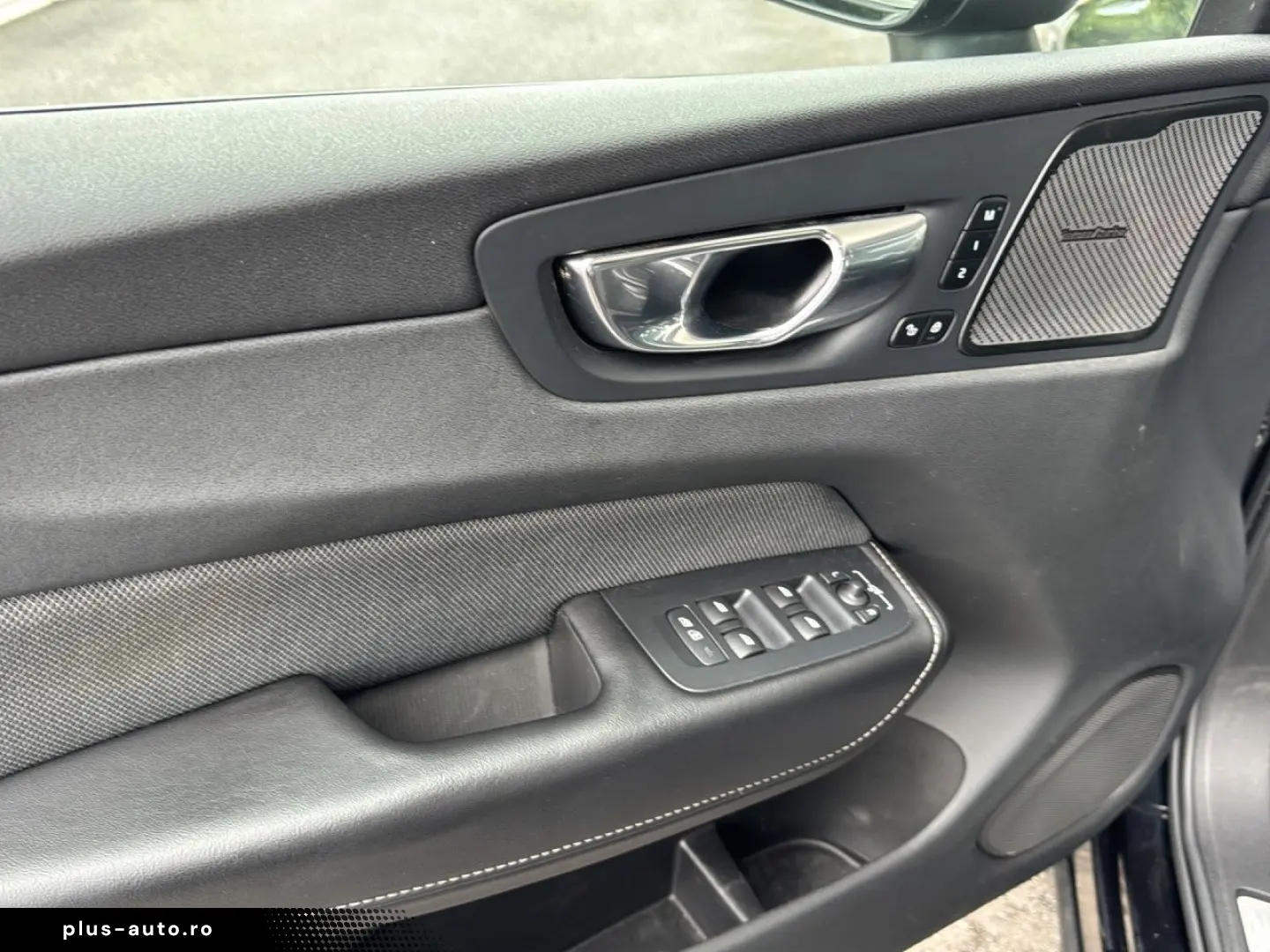 XC 60 Ultimate Dark AWD Bluetooth Navi LED Klima