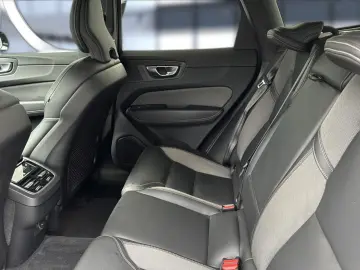 XC 60 Ultimate Dark AWD Bluetooth Navi LED Klima