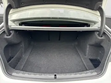 320d xDrive Limousine  M Sport  DrivAss ACC  Par