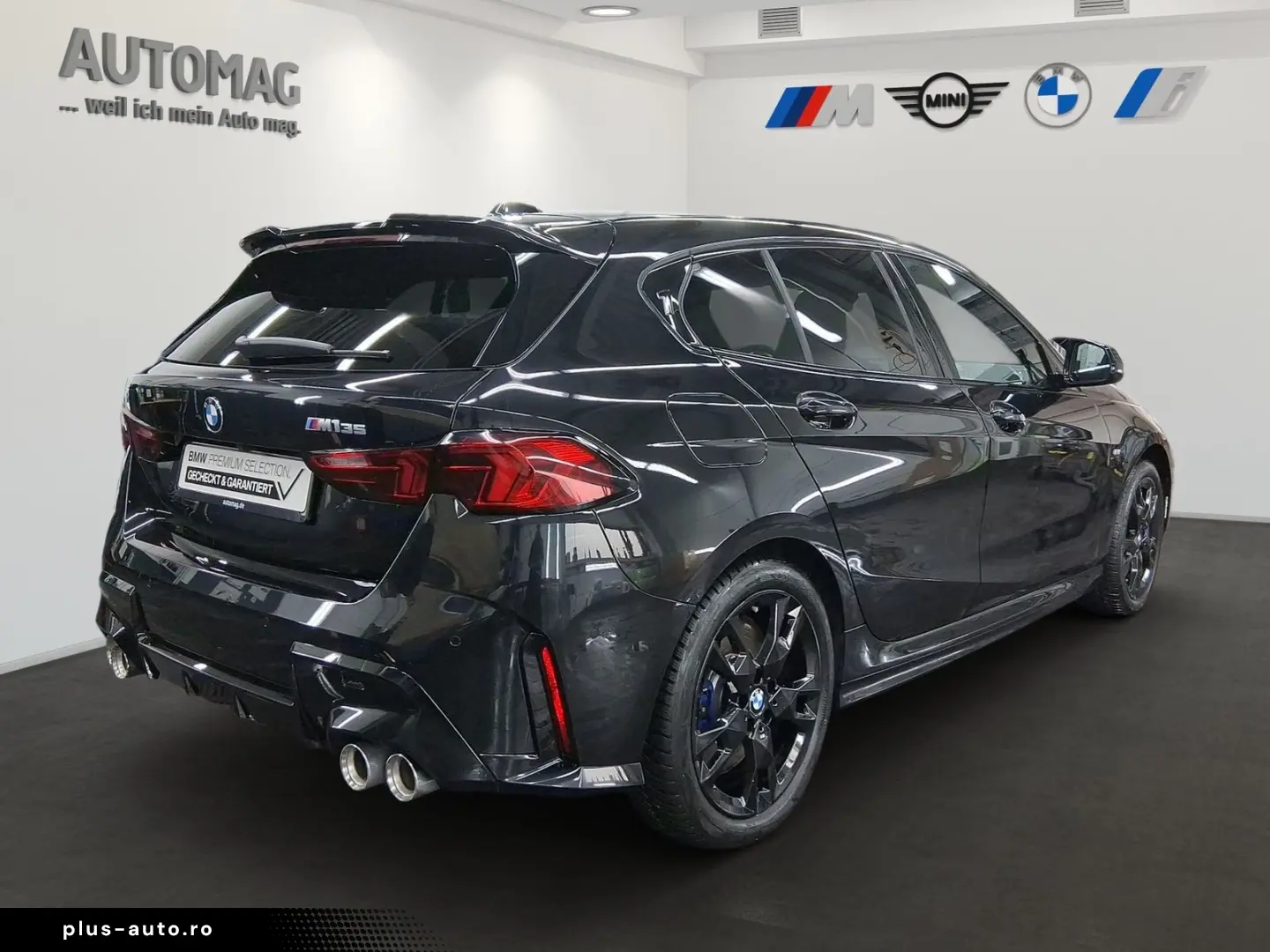 M135 xDrive DrivAssProf Harman ParkAssPkus HeadU