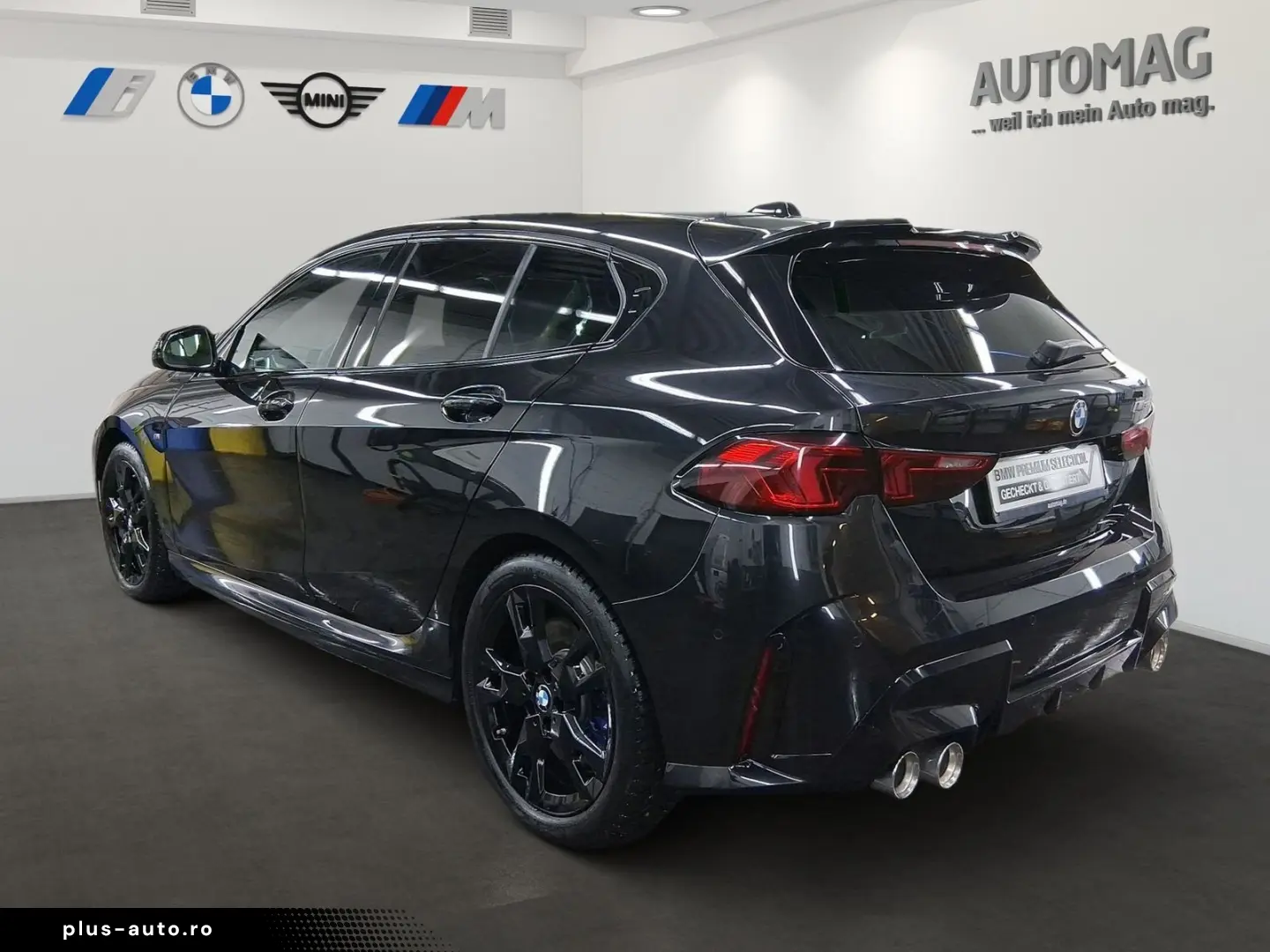 M135 xDrive DrivAssProf Harman ParkAssPkus HeadU