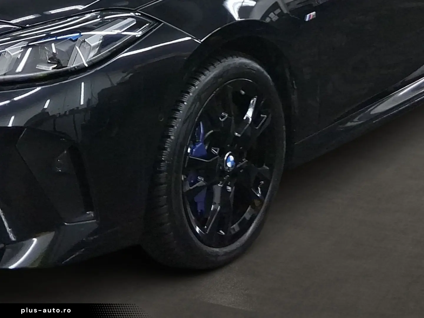 M135 xDrive DrivAssProf Harman ParkAssPkus HeadU