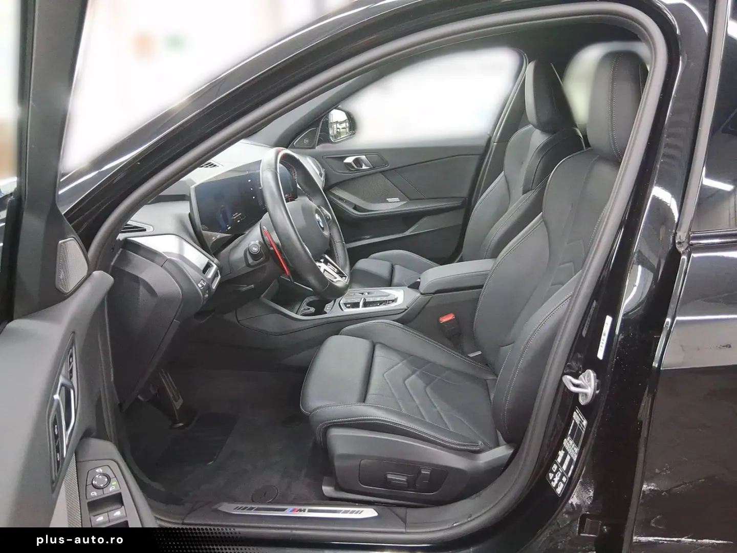 M135 xDrive DrivAssProf Harman ParkAssPkus HeadU