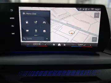 M135 xDrive DrivAssProf Harman ParkAssPkus HeadU