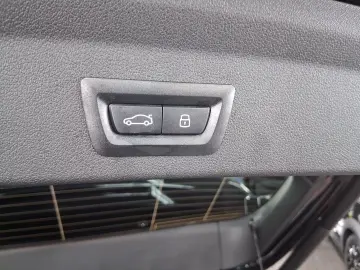 M135 xDrive DrivAssProf Harman ParkAssPkus HeadU