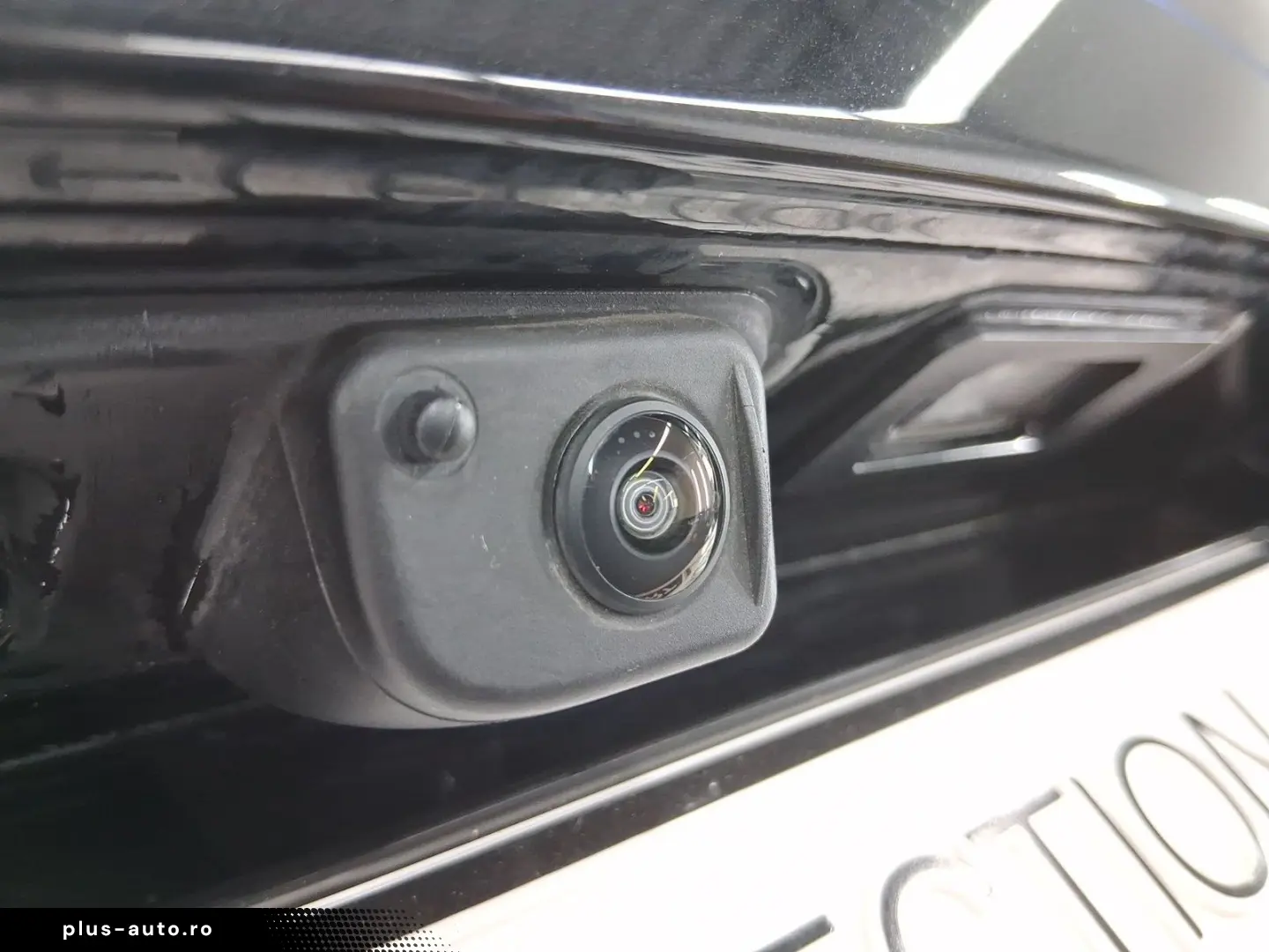 M135 xDrive DrivAssProf Harman ParkAssPkus HeadU