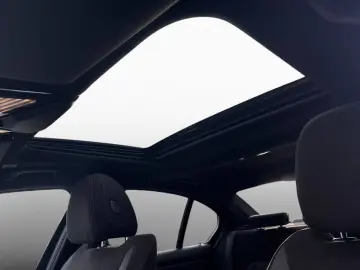 320d xDr Limo M SPORT Stop&Go 360  HiFi GSD SHZ