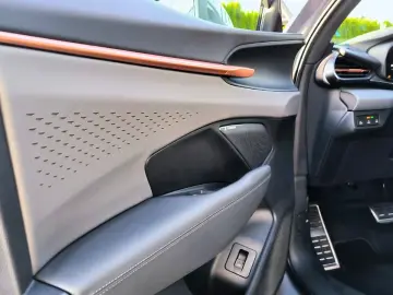 2.0 VZ 20  Akebono HuD Pano DriveXL Matrix VOLL!