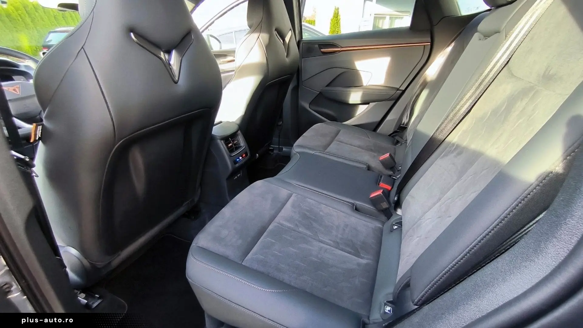 2.0 VZ 20  Akebono HuD Pano DriveXL Matrix VOLL!