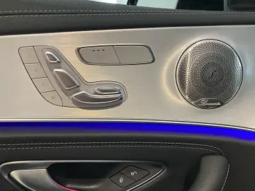 E 300 de 4M AMG NIGHT DISTR PLUS 360  MULTIBEAM