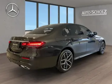 E 300 de 4M AMG NIGHT DISTR PLUS 360  MULTIBEAM